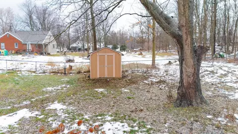 810 Clark Rd, Lansing, MI 48917 photo 28
