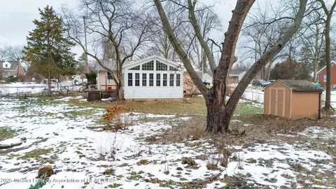 810 Clark Rd, Lansing, MI 48917 photo 27