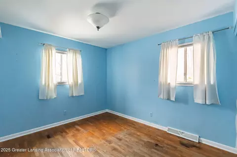810 Clark Rd, Lansing, MI 48917 photo 16