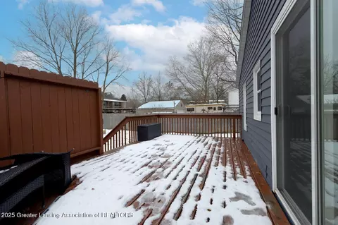 Exterior - 404 E Cherry St, Mason, MI 48854 photo 7 of 9