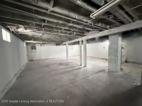 Other - 1135 Hamilton St, Jackson, MI 49202 photo 4 of 12