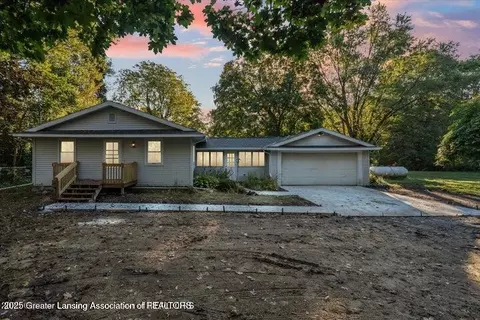 8645 Lansing Ave, Rives Junction, MI 49277