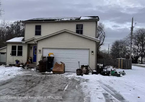 6046 Pheasant Ave, Lansing, MI 48911
