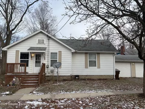 414 Division St, Eaton Rapids, MI 48827