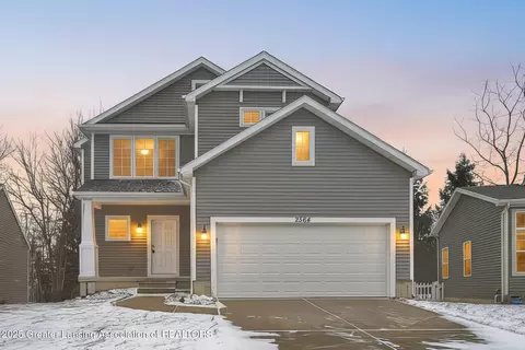 2564 Winterberry St, Holt, MI 48842
