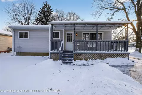 602 High St, Charlotte, MI 48813