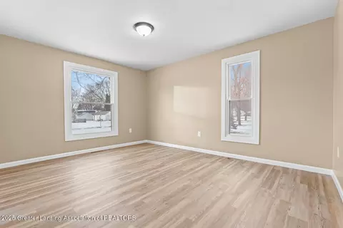 Living - 708 N Spring St, Saint Johns, MI 48879 photo 3 of 3