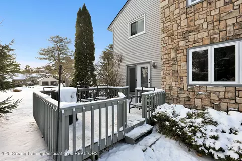 1116 Timber Creek Dr #29, Grand Ledge, MI 48837