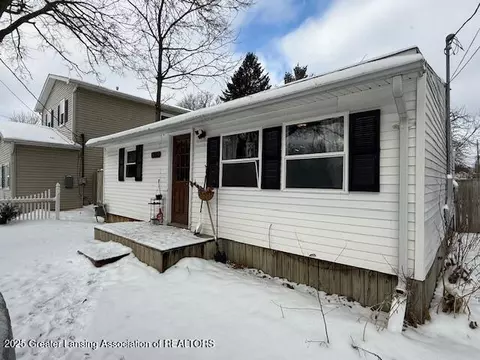 915 Tisdale Ave, Lansing, MI 48910