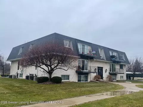 5535 W Saint Joe Hwy #B12, Lansing, MI 48917