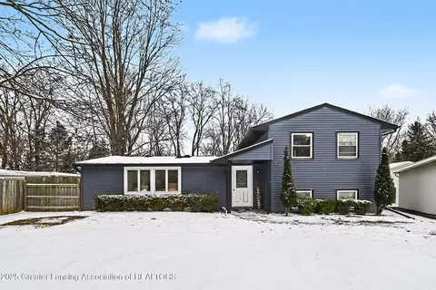 603 Cherry St, Dewitt, MI 48820