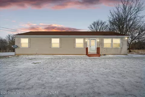 2211 Wayne St, Lansing, MI 48910