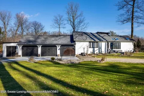 11500 Eden Trl, Eagle, MI 48822