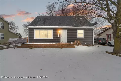 350 1st St, Sunfield, MI 48890