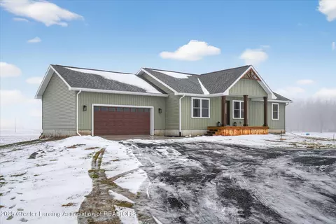 2492 S Eifert Rd, Mason, MI 48854