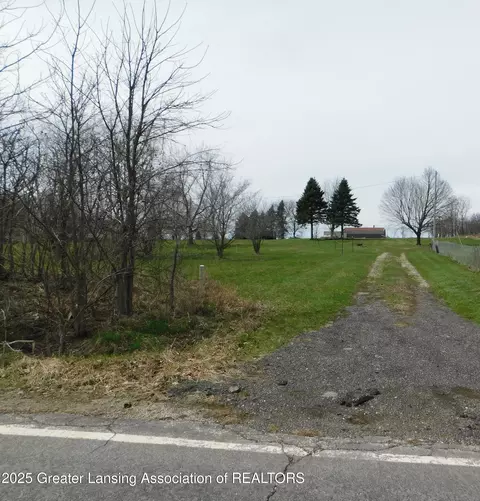 3940 Tuttle Rd, Leslie, MI 49251