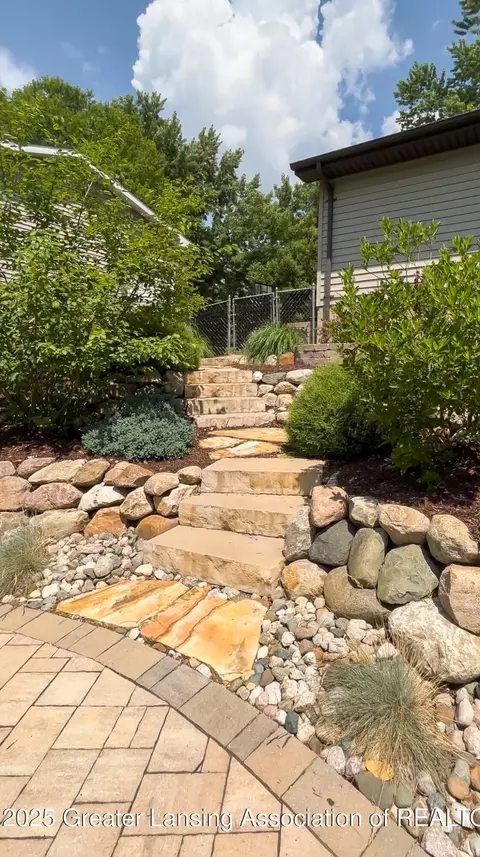 Exterior - 1120 Sandhill Dr, Dewitt, MI 48820 photo 7 of 10