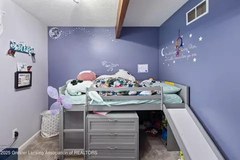 Bedroom - 1120 Sandhill Dr, Dewitt, MI 48820 photo 2 of 6
