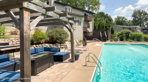Exterior - 1120 Sandhill Dr, Dewitt, MI 48820 photo 4 of 10