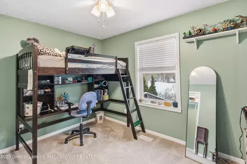 Bedroom - 1120 Sandhill Dr, Dewitt, MI 48820 photo 1 of 6