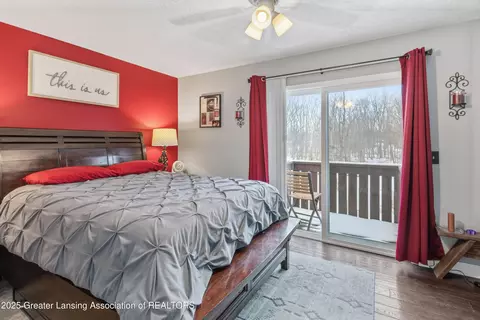 Bedroom - 1120 Sandhill Dr, Dewitt, MI 48820 photo 5 of 6