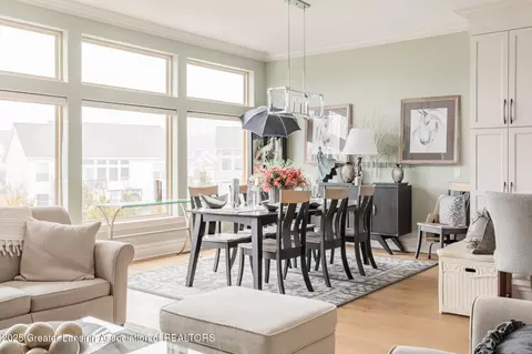 Dining - 16929 Willowbrook Dr, Haslett, MI 48840 photo 2 of 6