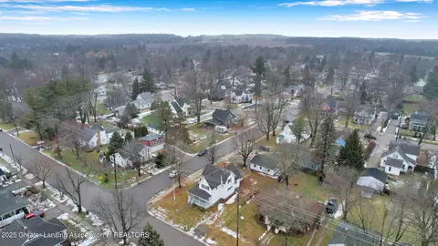 View/Area - 314 W Washington St, Dewitt, MI 48820 photo 7 of 7