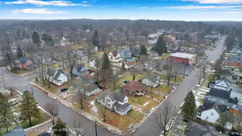 View/Area - 314 W Washington St, Dewitt, MI 48820 photo 3 of 7