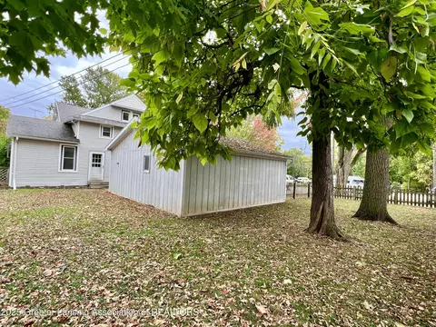 Exterior - 115 E North St, Ithaca, MI 48847 photo 4 of 4