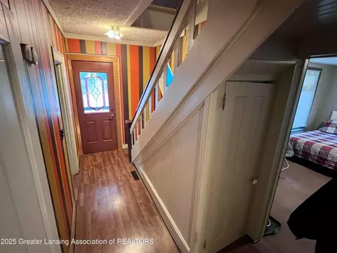 Entry Way - 115 E North St, Ithaca, MI 48847 photo 1 of 1