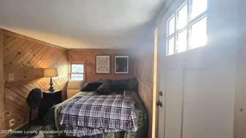 Bedroom - 206 Custer Ave, Lansing, MI 48912 photo 2 of 3