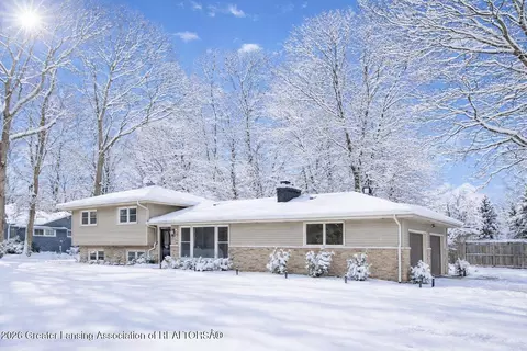 4350 Oakwood Dr, Okemos, MI 48864
