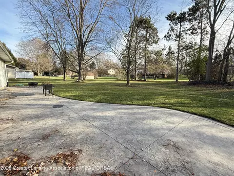 Exterior - 1465 Primrose Ln, Dewitt, MI 48820 photo 3 of 4