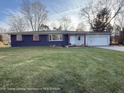 1465 Primrose Ln, Dewitt, MI 48820