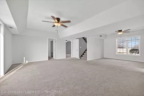 Living - 6345 Lovejoy Rd, Perry, MI 48872 photo 6 of 8