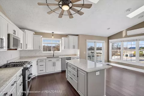 Kitchen - 6345 Lovejoy Rd, Perry, MI 48872 photo 1 of 5