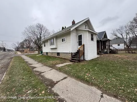 329 S Hayford Ave, Lansing, MI 48912