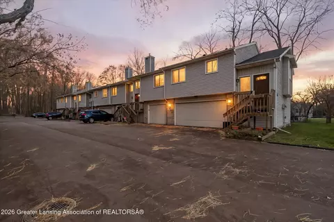 5041 E Willoughby Rd #4, Holt, MI 48842