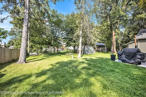 Exterior - 305 E Middle St, Williamston, MI 48895 photo 3 of 4