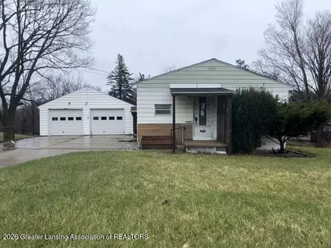 943 S Michigan Rd, Eaton Rapids, MI 48827