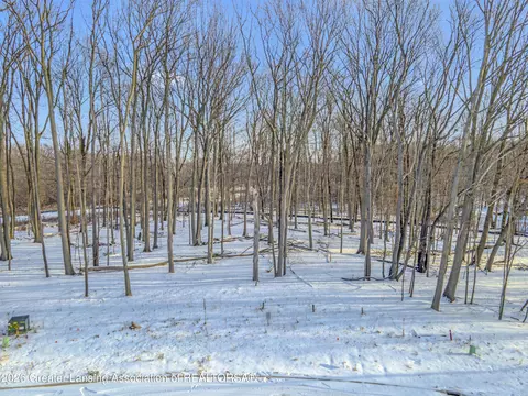 3726 Crane Cir, Okemos, MI 48864