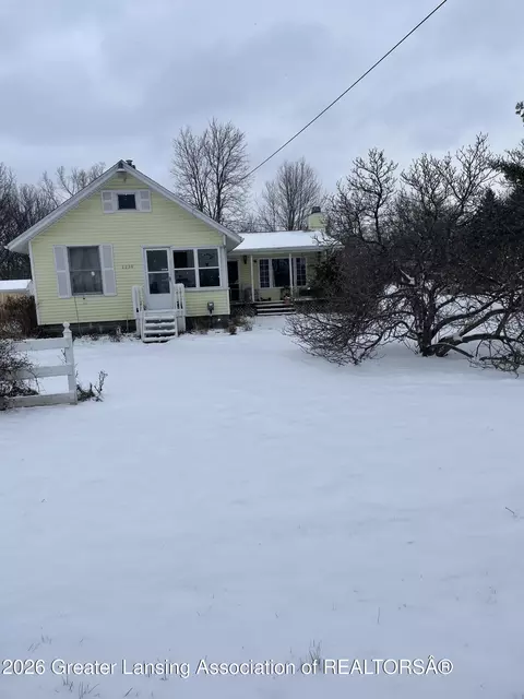1230 W Wieland Rd, Lansing, MI 48906