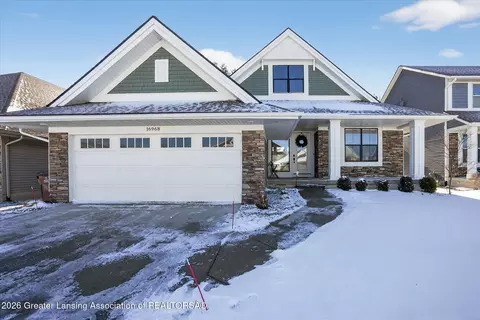 16968 Willowbrook Dr, Haslett, MI 48840