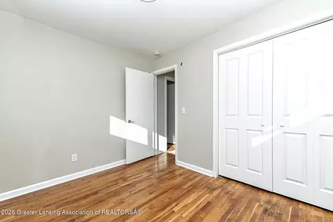 Bedroom - 208 N Dibble Ave, Lansing, MI 48917 photo 2 of 4