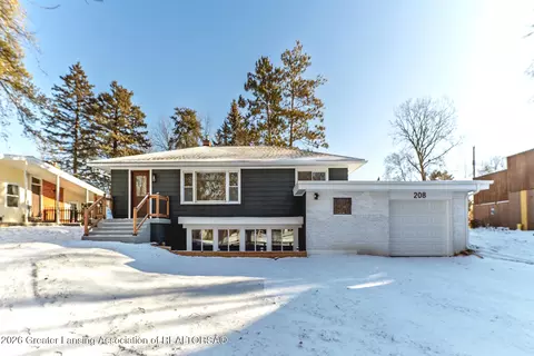 208 N Dibble Ave, Lansing, MI 48917