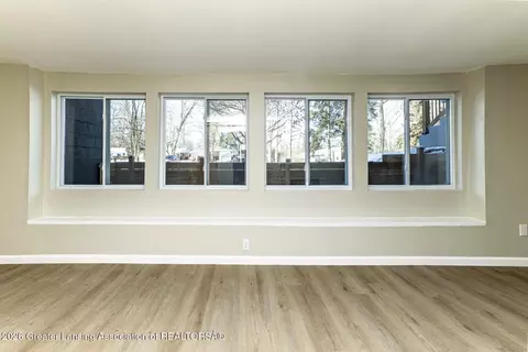 Living - 208 N Dibble Ave, Lansing, MI 48917 photo 5 of 5