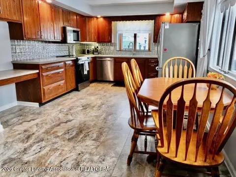 Kitchen - 4875 Wilcox Rd, Holt, MI 48842 photo 1 of 2