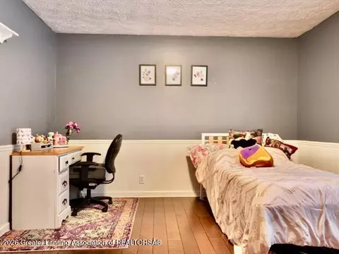 Bedroom - 4875 Wilcox Rd, Holt, MI 48842 photo 6 of 7