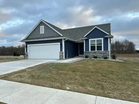 1300 Superior Dr #1, Saint Johns, MI 48879