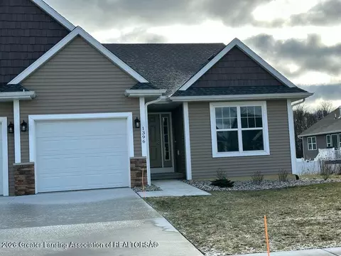 1396 Superior Dr #28, Saint Johns, MI 48879